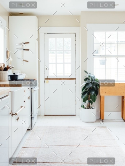 demo-attachment-862-paul-hanaoka-369639-unsplash